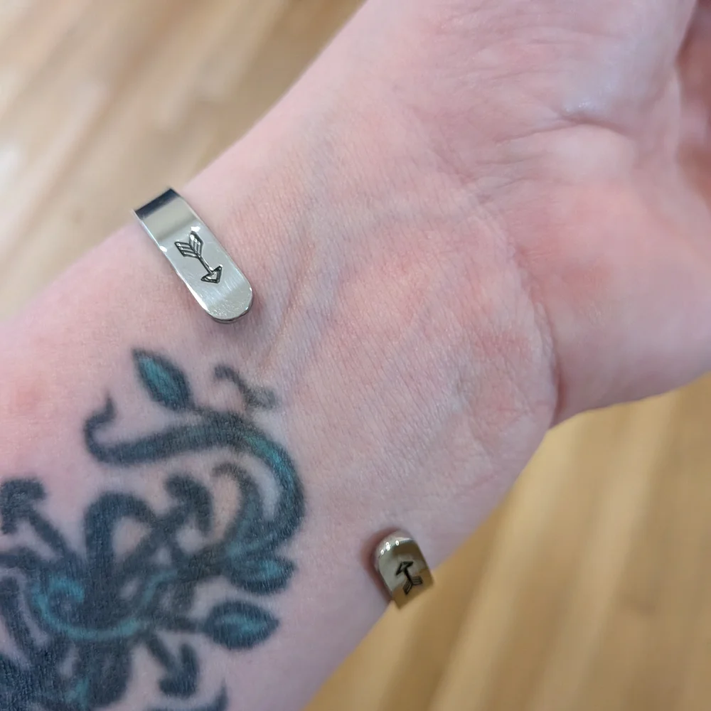 Hidden Message Bangle 🤭 - Picture 3 of 6